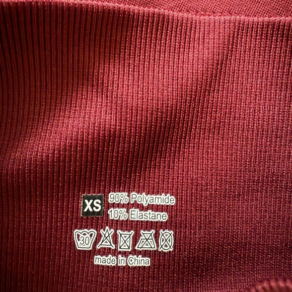 NWT Halara women’s leggings Ultrasculpt scrunch maroon  size XS - Picture 7 of 9